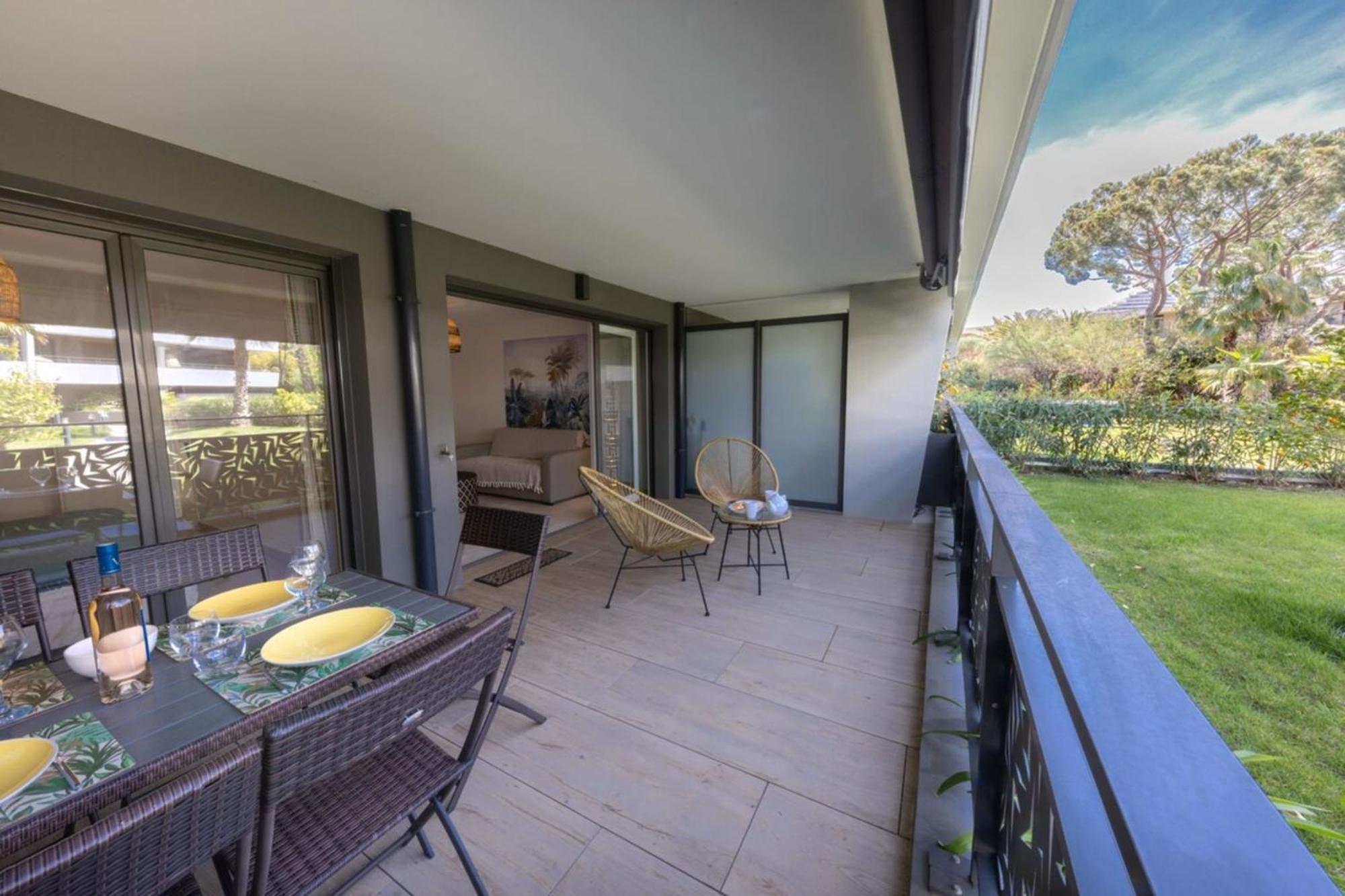 06Ah - Superb Waterfront T2 - Swimming Pool Apartment Villeneuve-Loubet Bagian luar foto