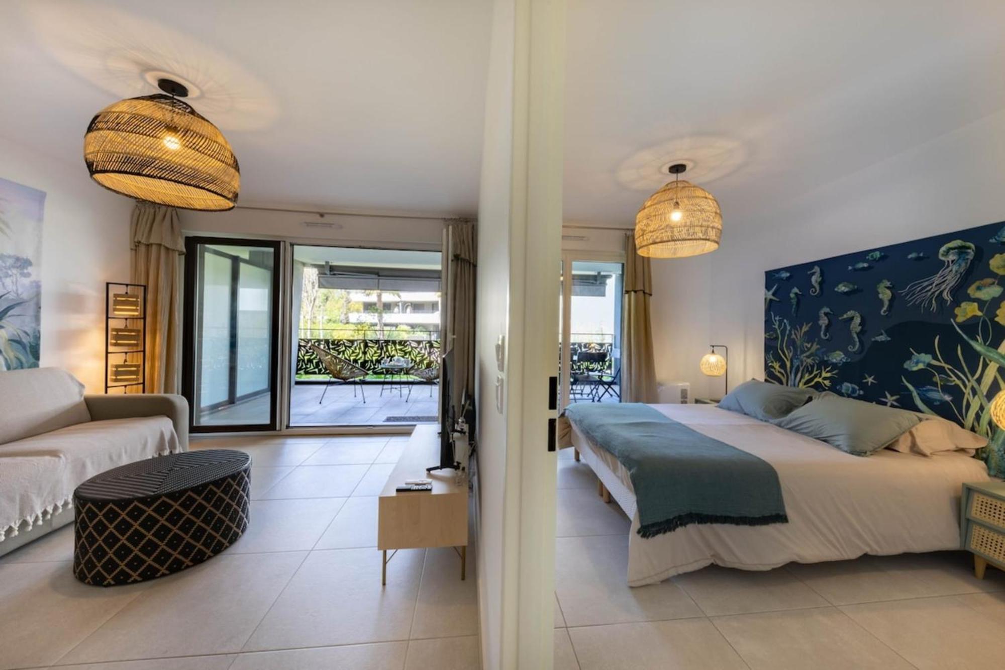 06Ah - Superb Waterfront T2 - Swimming Pool Apartment Villeneuve-Loubet Bagian luar foto