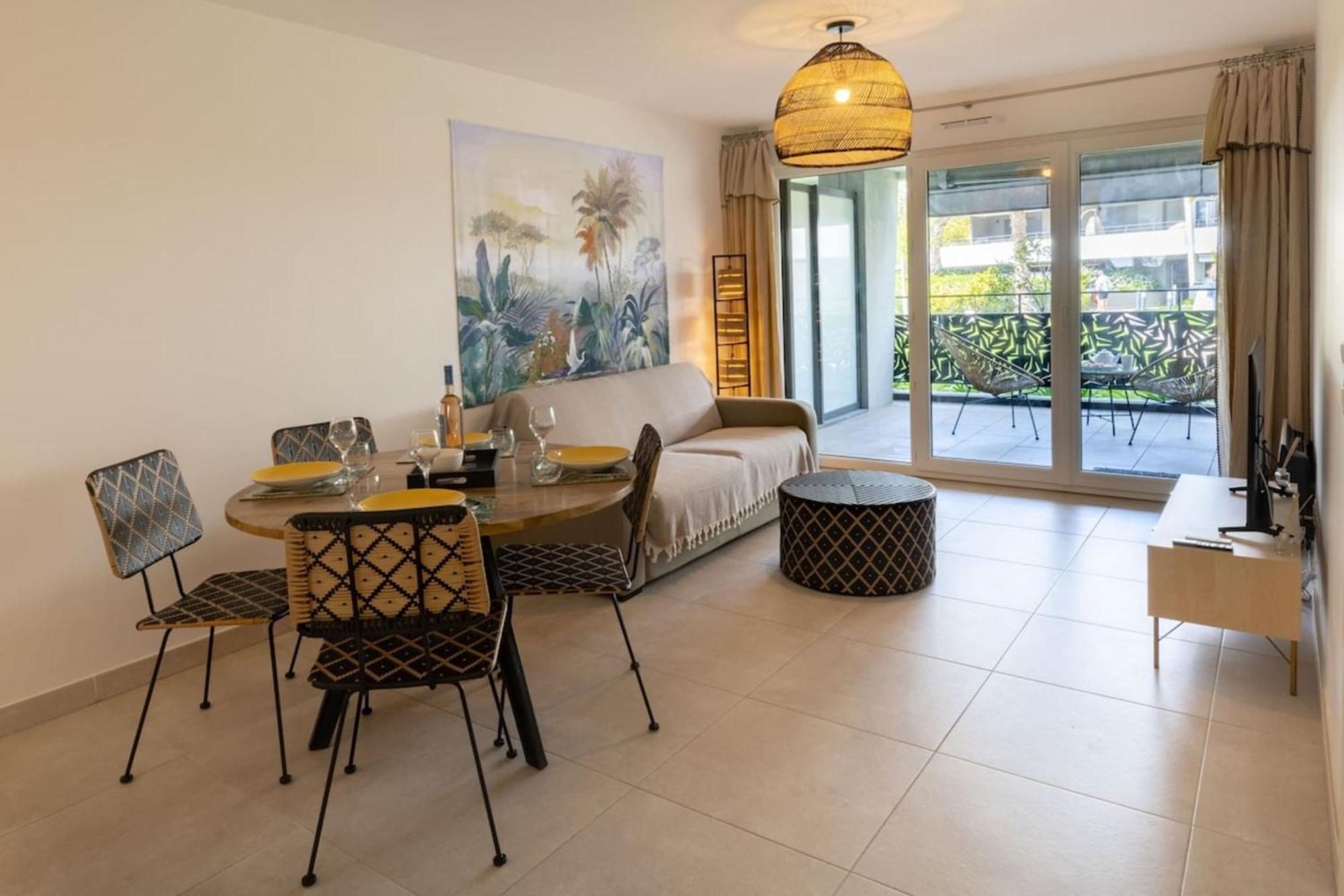 06Ah - Superb Waterfront T2 - Swimming Pool Apartment Villeneuve-Loubet Bagian luar foto